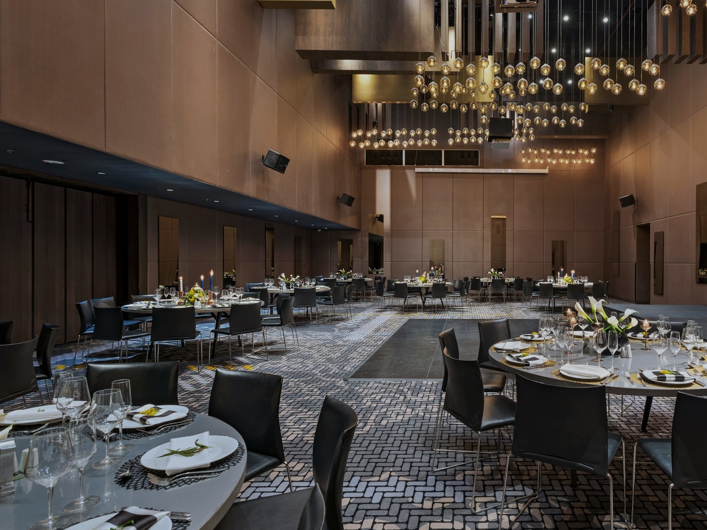 W Bogotá great room for lifestyle incentives and creative corporate programs in Colombia